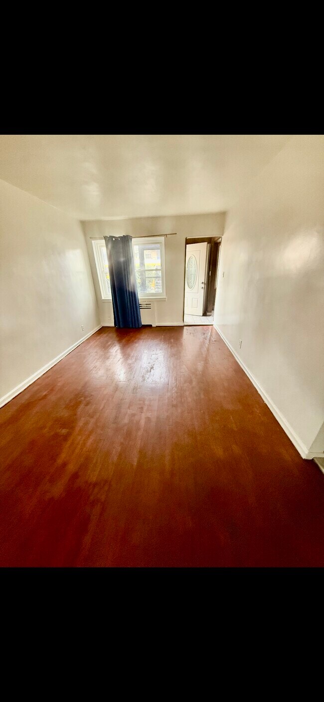 2460 Brigham St unit 1st floor, Brooklyn, NY 11235 - photo 5