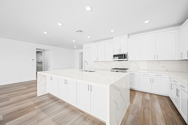 8889 Terrybrook St, Las Vegas, NV 89113 - photo 5