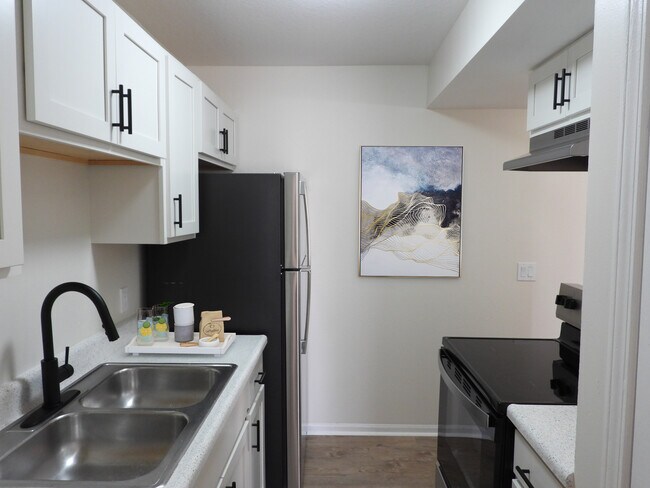 Roachton Flats, Perrysburg, OH 43551 - photo 4