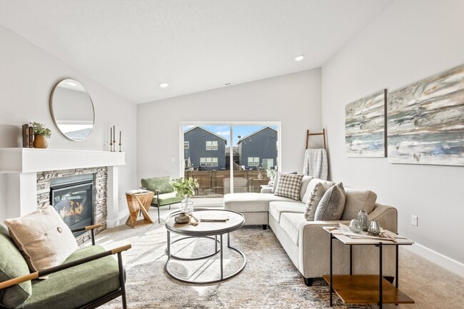 1144 NW Varnish Ave, Redmond, OR 97756 - photo 3