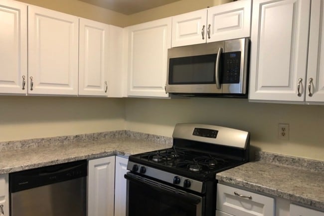 200 W Chestnut St unit 105, Glendale, CA 91204 - photo 3