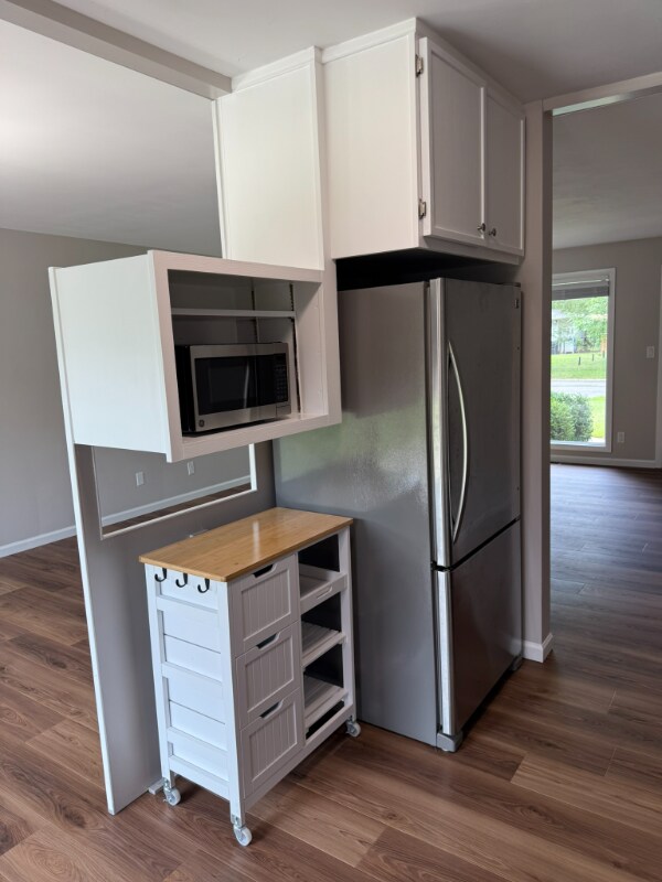 1036 Scott St, Midland, MI 48642 - photo 3