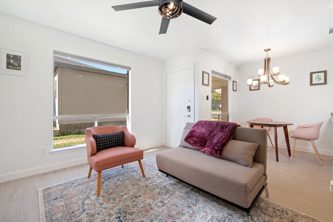 10111 Golden Meadow Dr unit A, Austin, TX 78758 - photo 7