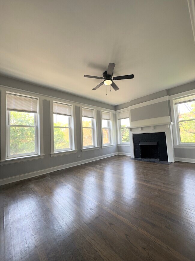 1251 W Rosemont Ave unit 1251-2, Chicago, IL 60660 - photo 3