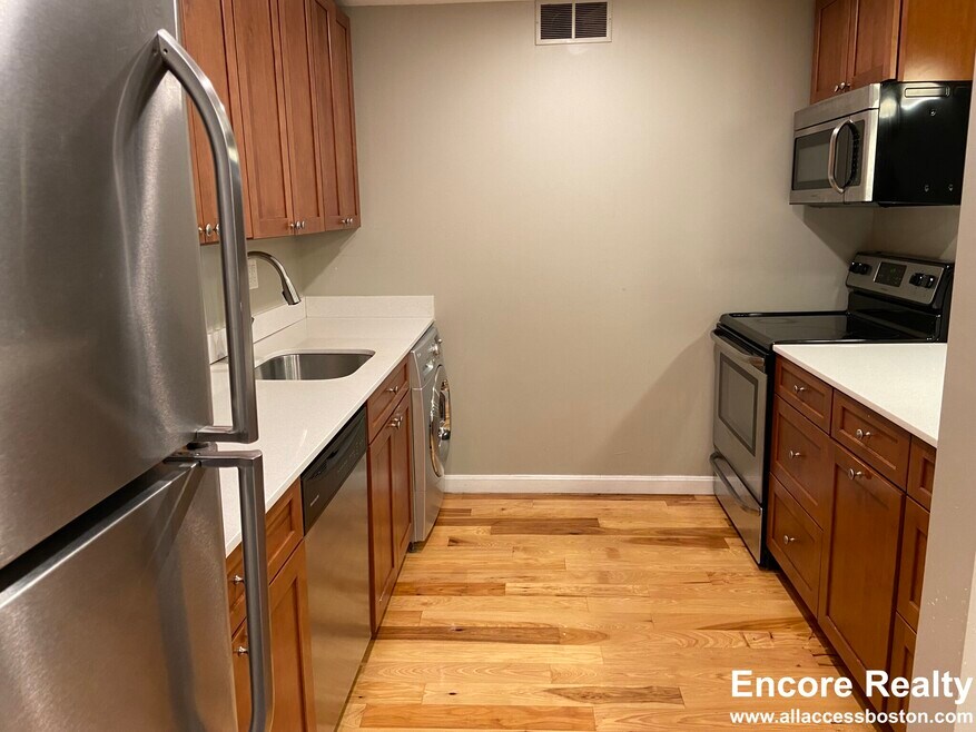 25 Bow St unit 17 - 35, Somerville, MA 02143 - photo 1