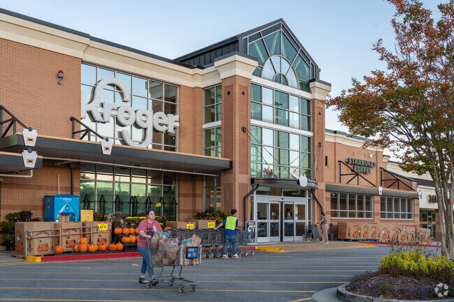 The local Kroger at Lakeshore offers residents with all their home goods they may need.