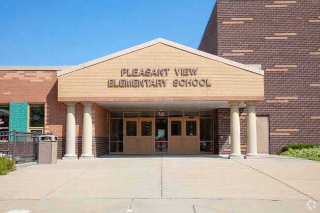 Zionsville Pleasant View Elementary School receives an A+ rating from Niche in 2024.