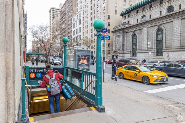 The local B and C trains run into Manhattan Valley.