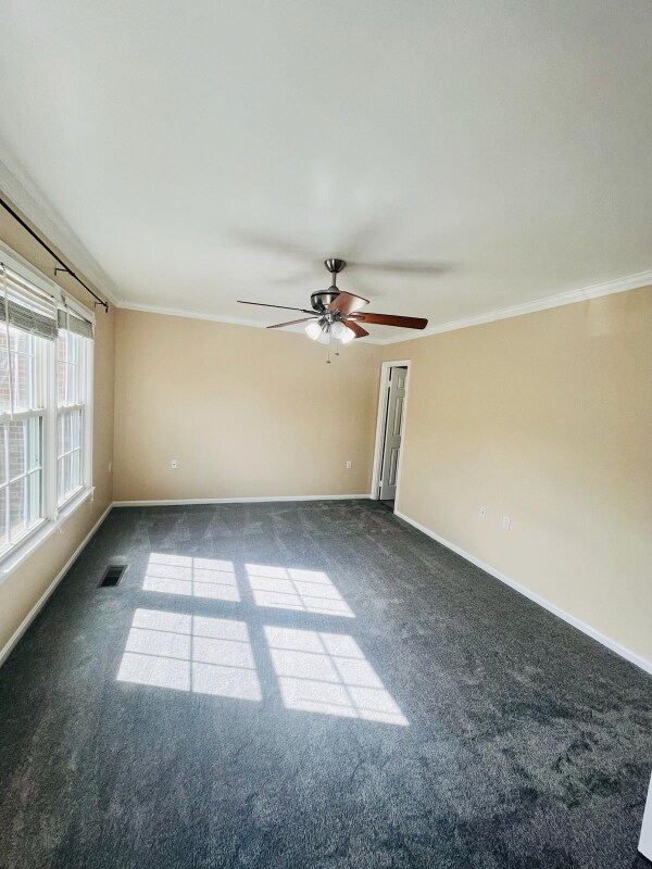 12036 Stallion Ct, Woodbridge, VA 22192 - photo 7