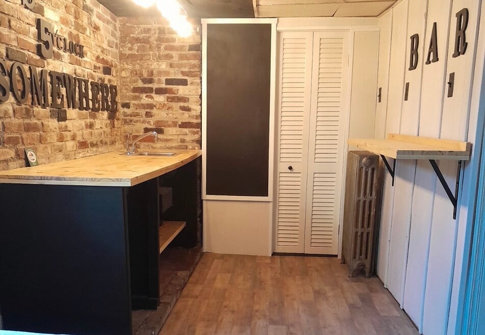 Bar Room off the LVR