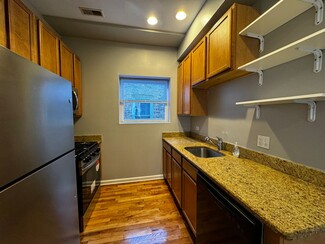 4724 N Bernard St Unit 3W, Chicago, IL 60625