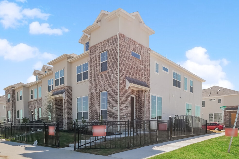 The Residences at Rayzor Ranch, Denton, TX 76207 - photo 1