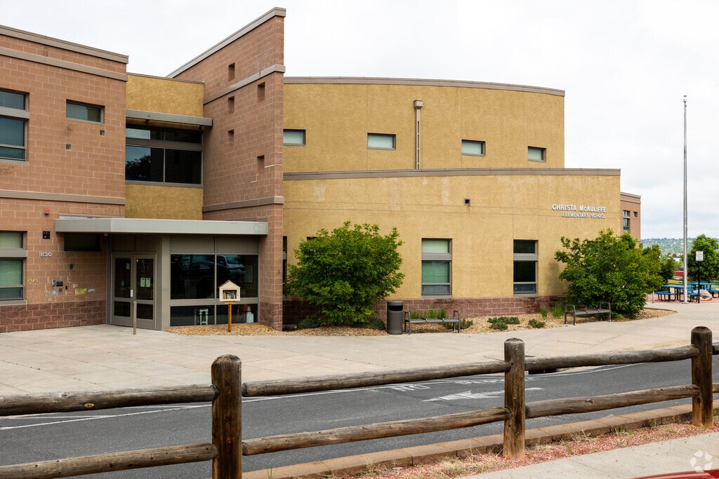 Public Pre-K & Elementary School located in Cimarron neighborhood.