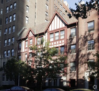 520 W Stratford Place, Chicago, IL 60657