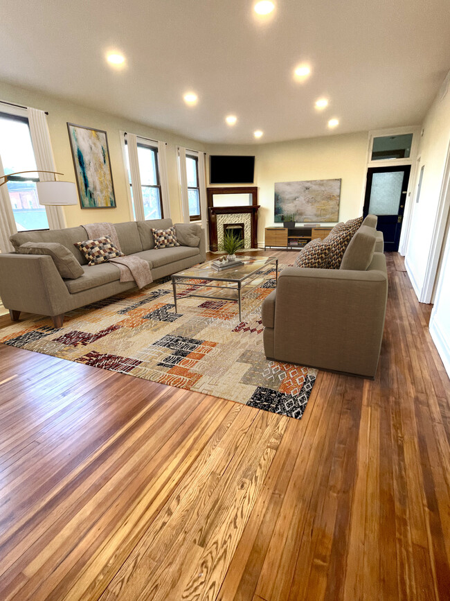 911 Galveston Ave Unit 3, Pittsburgh, PA 15233