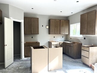 4033 Silverstone Ln, Batavia, OH 45103