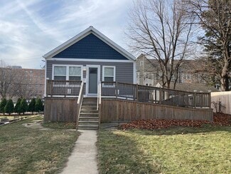 1909 N Dr William Finlayson St, Milwaukee, WI 53212