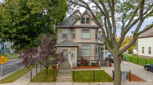 Spacious Victorian homes are sprinkled throughout Midtown Milwaukee.