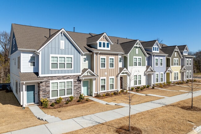 You can also find new townhomes in the Steele Creek neighborhood.