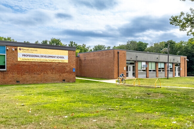 Students can attend Horace Mann Elementary School.