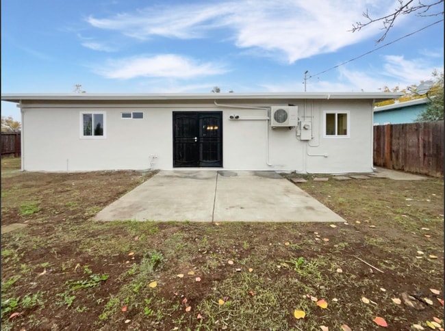 5928 Lila Ln, North Highlands, CA 95660 - photo 5