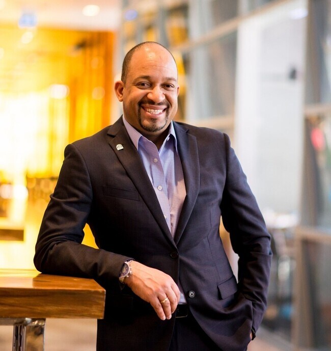 Carlton Llewellyn, Real Estate Agent in Yonkers, NY