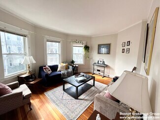 74 Romsey St Unit 2, Boston, MA 02125