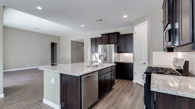 9416 N 178th Dr unit 36202030, Waddell, AZ 85355 - photo 6