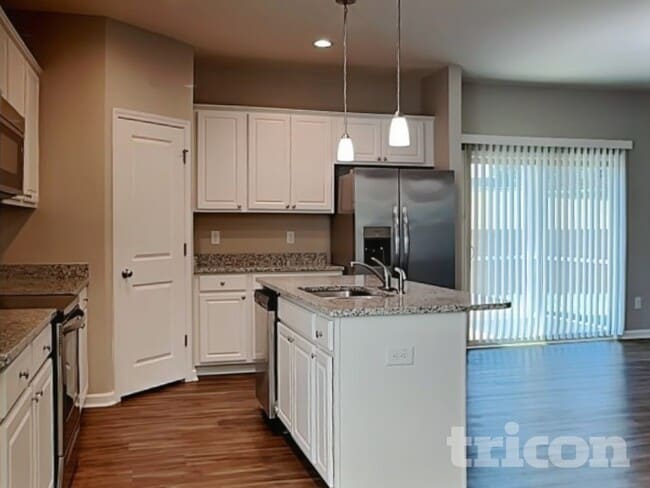 741 Rolling Creek Cir, Clayton, NC 27520 - photo 7