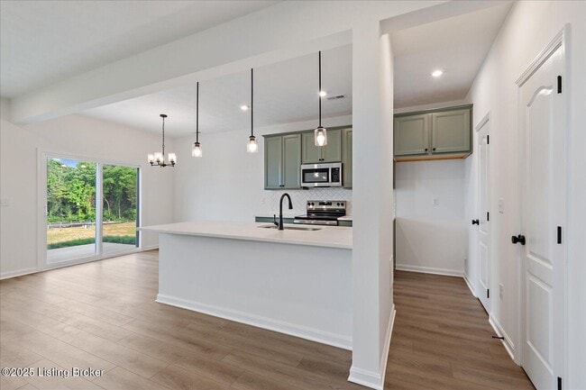 11203 Long Brisk Way, Louisville, KY 40291 - photo 2