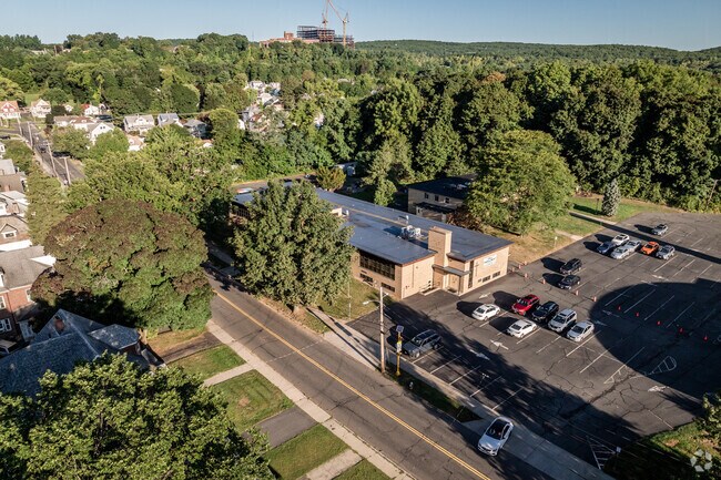 Blessed Sacrament School is located in Holyoke.
