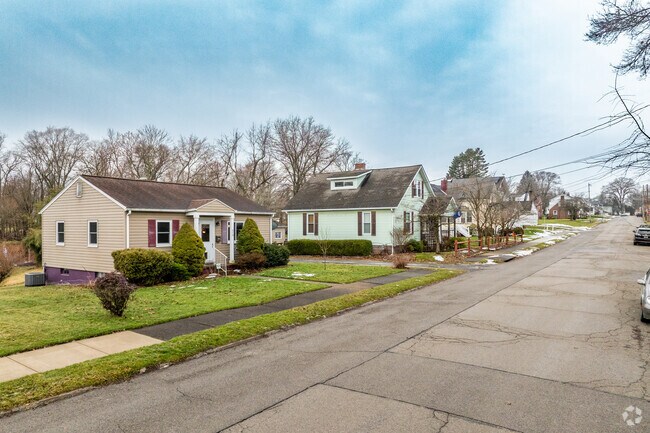 Rows of Bungalows line the streets of New Castle.