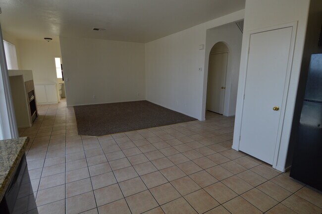 3632 Sable Palm St, North Las Vegas, NV 89032 - photo 6
