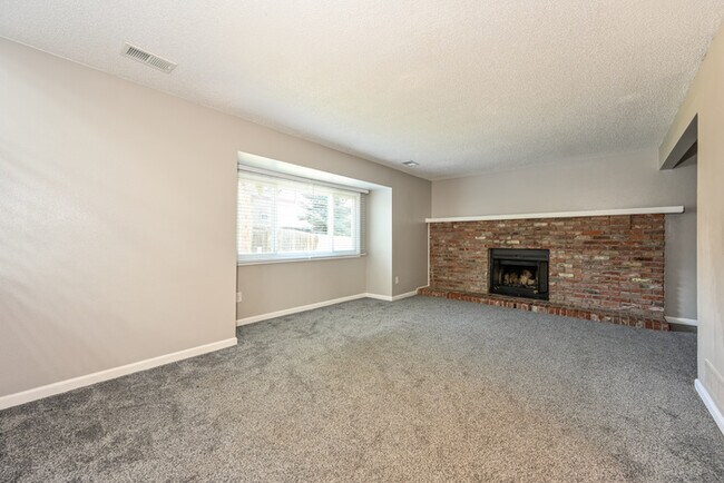 3577 S Halifax Way, Aurora, CO 80013 - photo 6