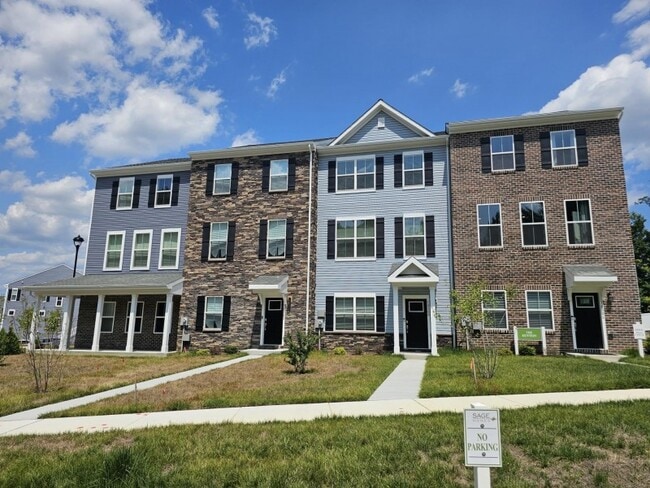 10306 Serenade Ct unit 36456713, Clinton, MD 20735 - photo 2