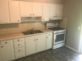 1911-1927 Kalamazoo Ave SE, Grand Rapids, MI 49507