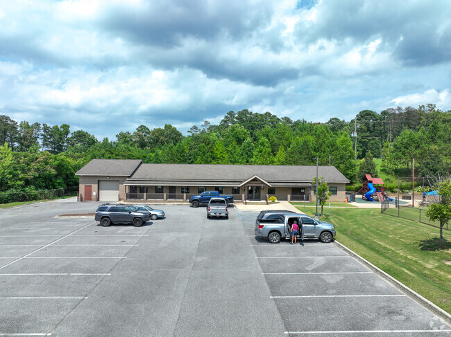 Riverchase United Methodist Day School is located at 1953 Old Montgomery Hwy S, Hoover.