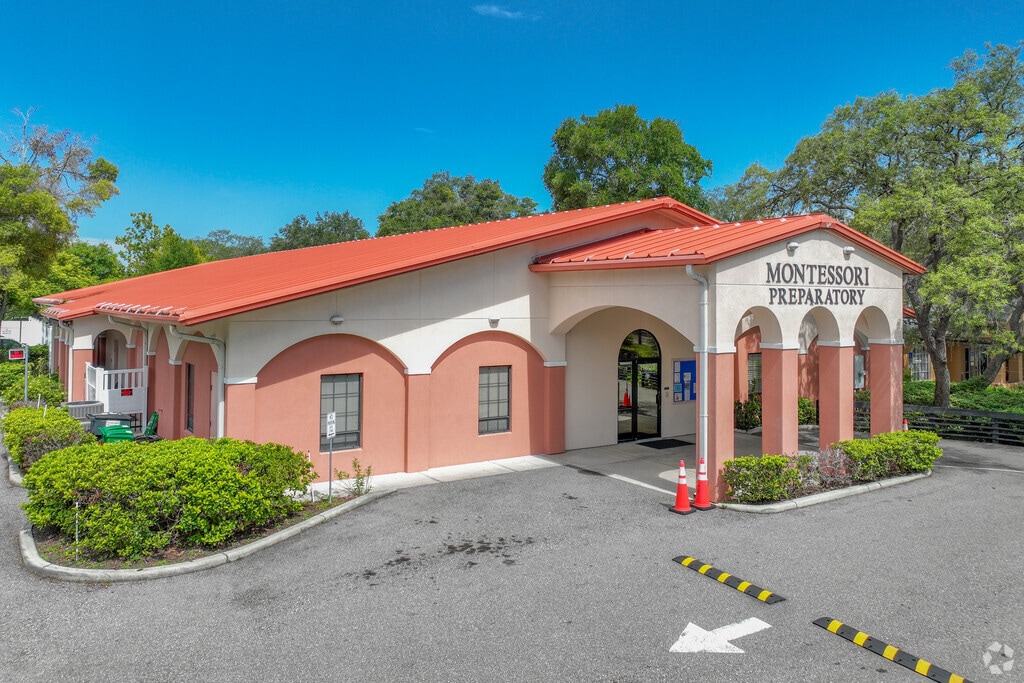 Montessori Preparatory School has a student teacher ratio of 9:1.