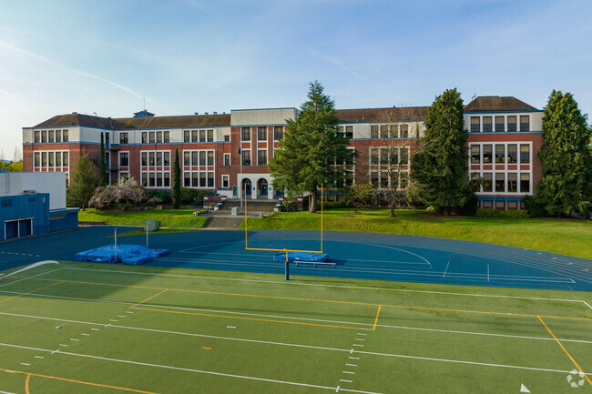 Jefferson Highschool over looking the goal post and football field  in the Humboldt Neighborhood.
