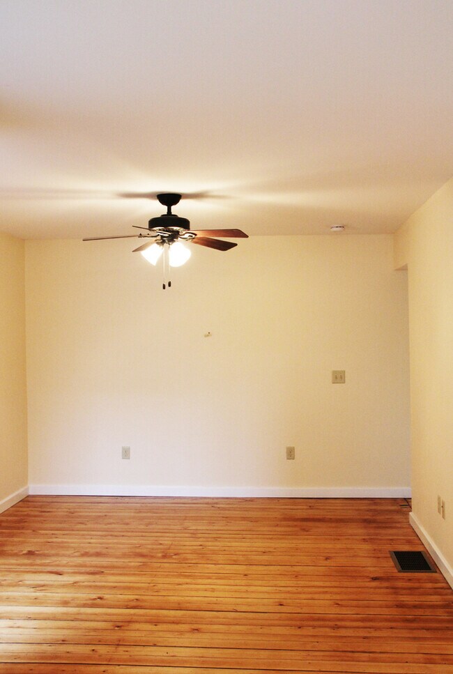 39 Peru St unit 1, Burlington, VT 05401 - photo 6