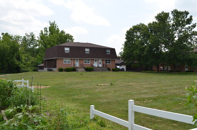 6300 Ervin Rd unit Plan E, Athens, OH 45701 - photo 2