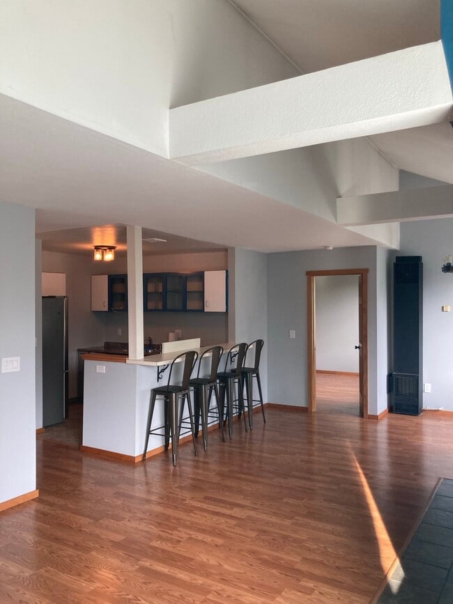 1106 Wildrose Ct Unit 1106 Wildrose Ct, Anchorage, AK 99518