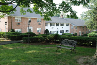 55 Prospect St, Ridgefield, CT 06877