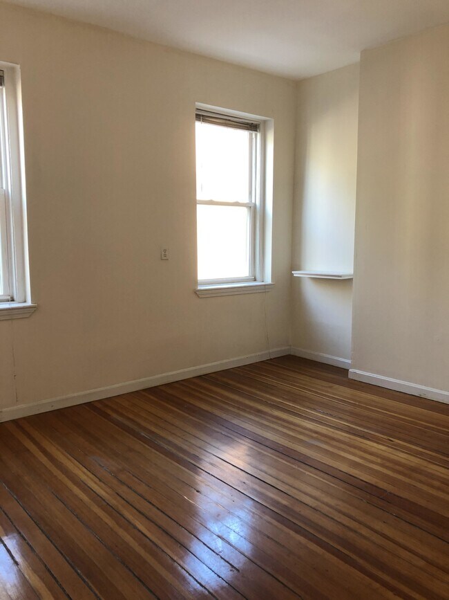 16 Aberdeen St unit C, Boston, MA 02215 - photo 4