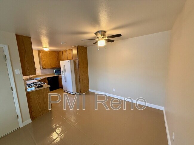 2507 Sycamore Glen Dr unit 1, Sparks, NV 89434 - photo 7