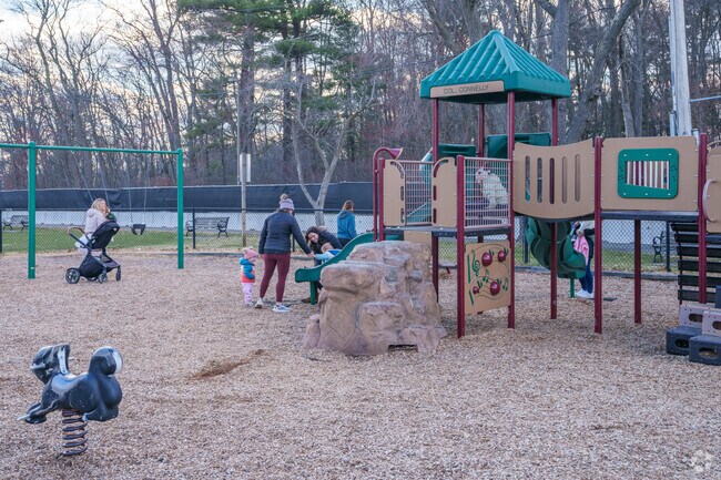 Colonel Connelly Park in Lakeside has a medium sized playground that's perfect for bringing your littles ones down the slide or sitting on the swings.