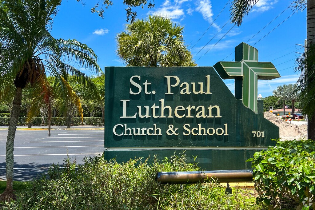 Welcome to St Paul Lutheran School.