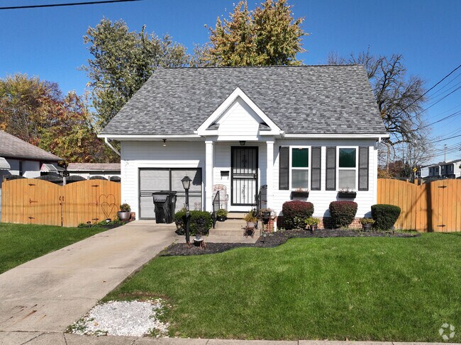 Adorable bungalows mix with a multitude of houseing styles, in the Lee-Miles area.