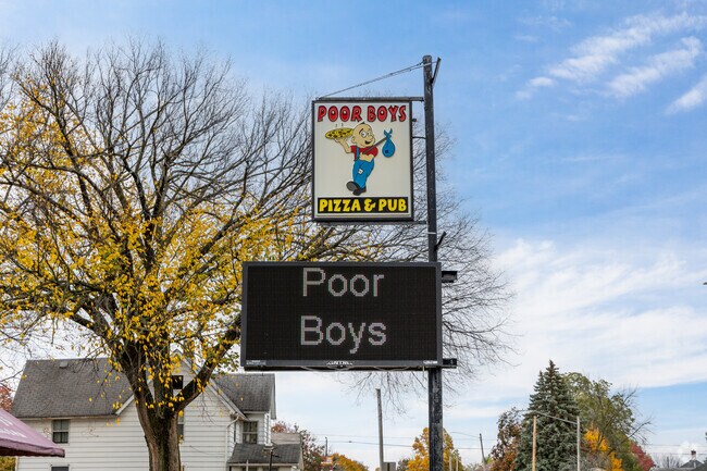 Dine in or carry out at Poor Boys Pizza & Pub in East Central Rock Island.