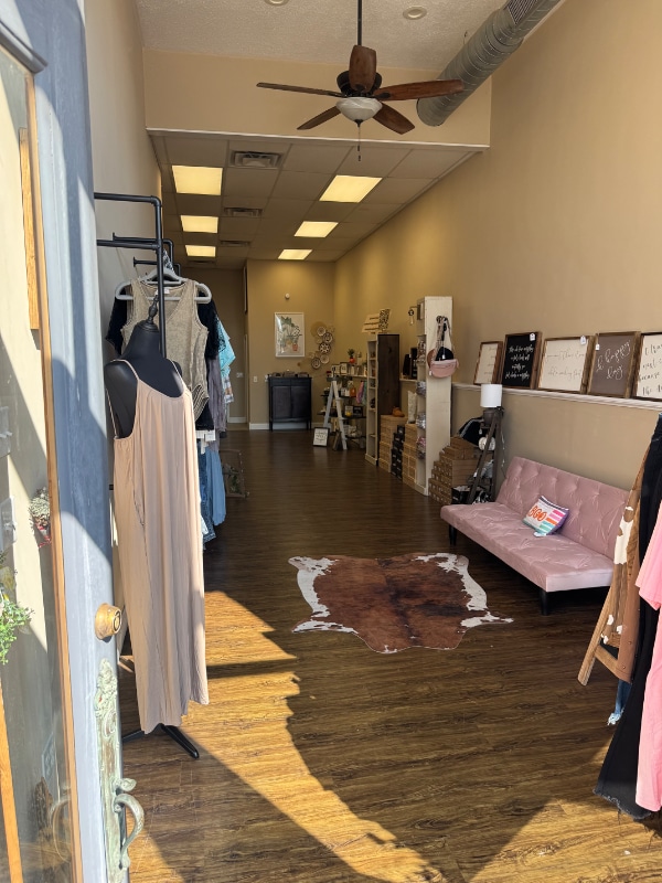 172 S Maple St, Orleans, IN 47452 - photo 2